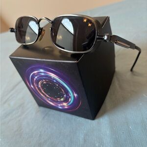 Unisex Vintage Black Rectangular Sunglasses 😎